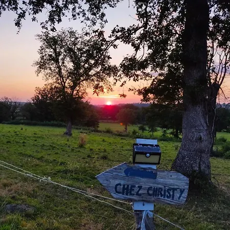 Bed & Breakfast Chez Christy Chemin Des Dinots 3*