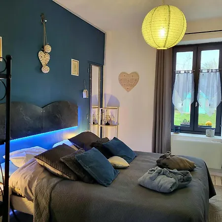 Chez Christy Chemin Des Dinots 3*