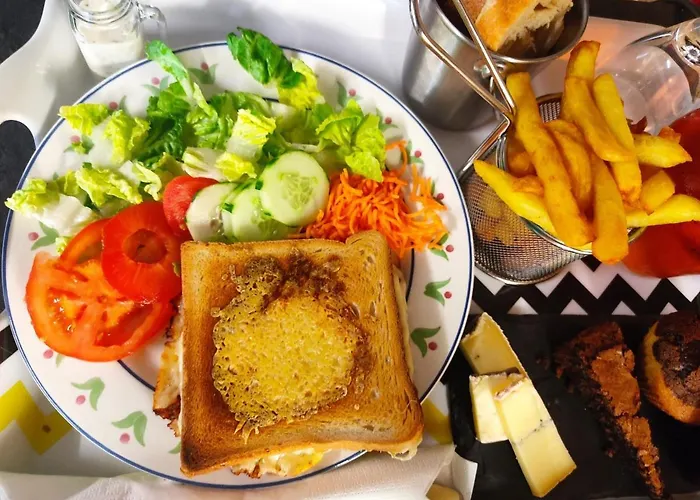 B&B Chez Christy Saint-Bonnet-de-Four